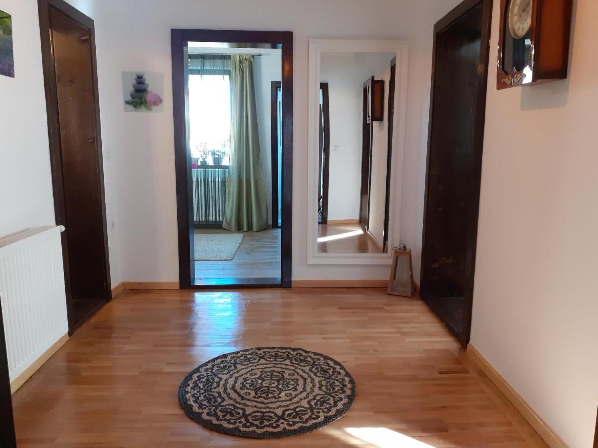 Appartamento R-House Braşov Esterno foto
